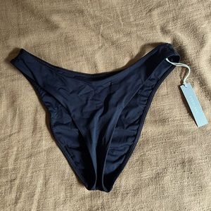Everlane - Thigh High Bikini Bottom Medium Size (never worn)